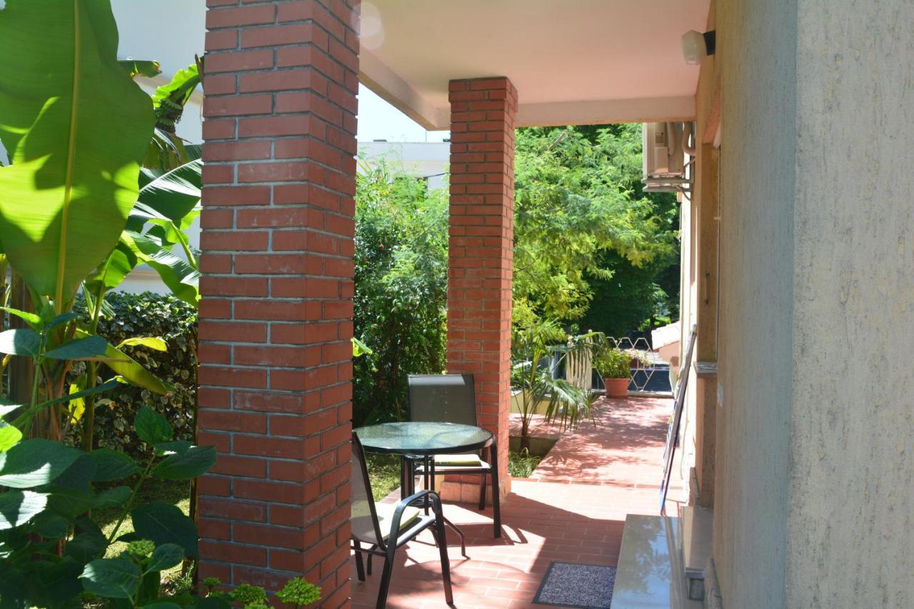 Apartments Orange ลอฟราน ภายนอก รูปภาพ